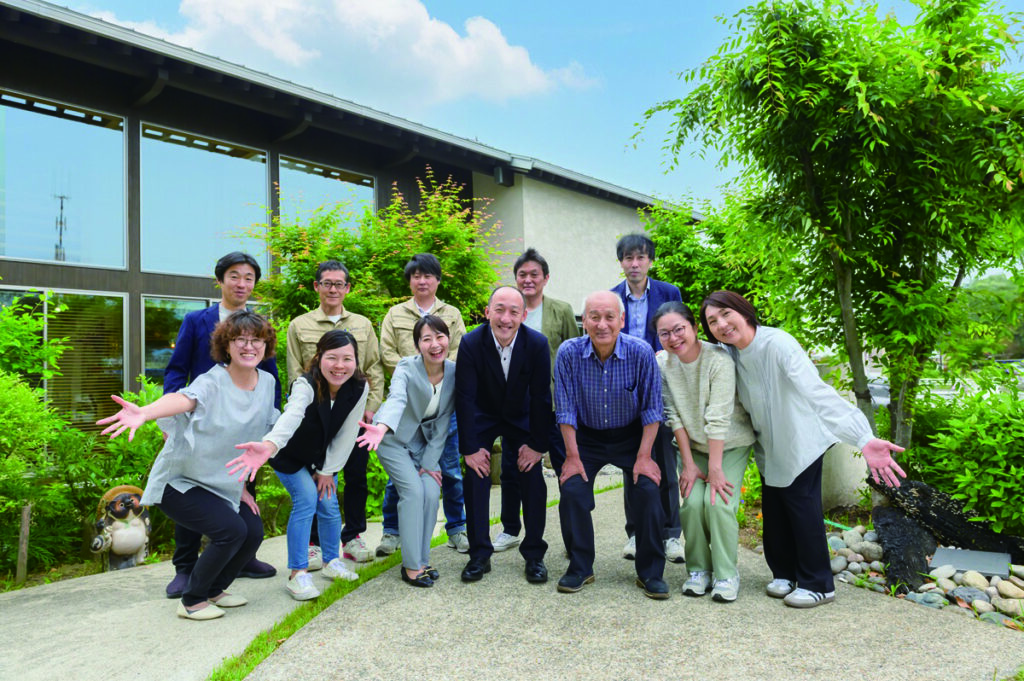 2/16（月）17（火）は社員旅行のため休業となります。