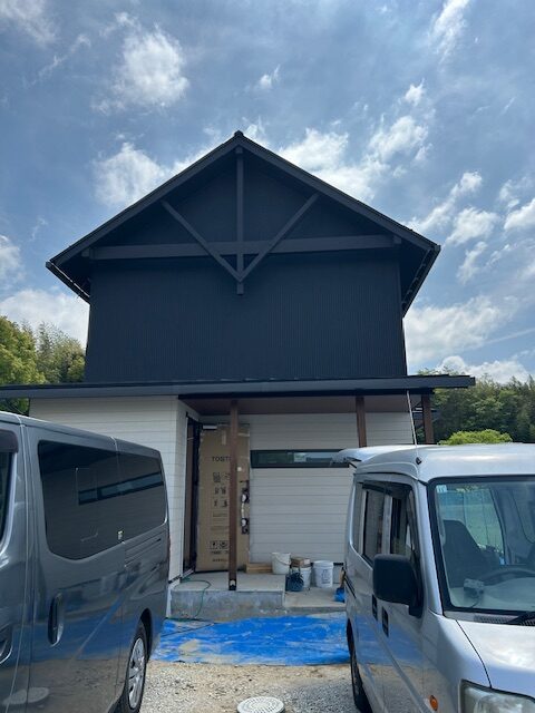 田園に囲まれたアジアンテイストの住まい