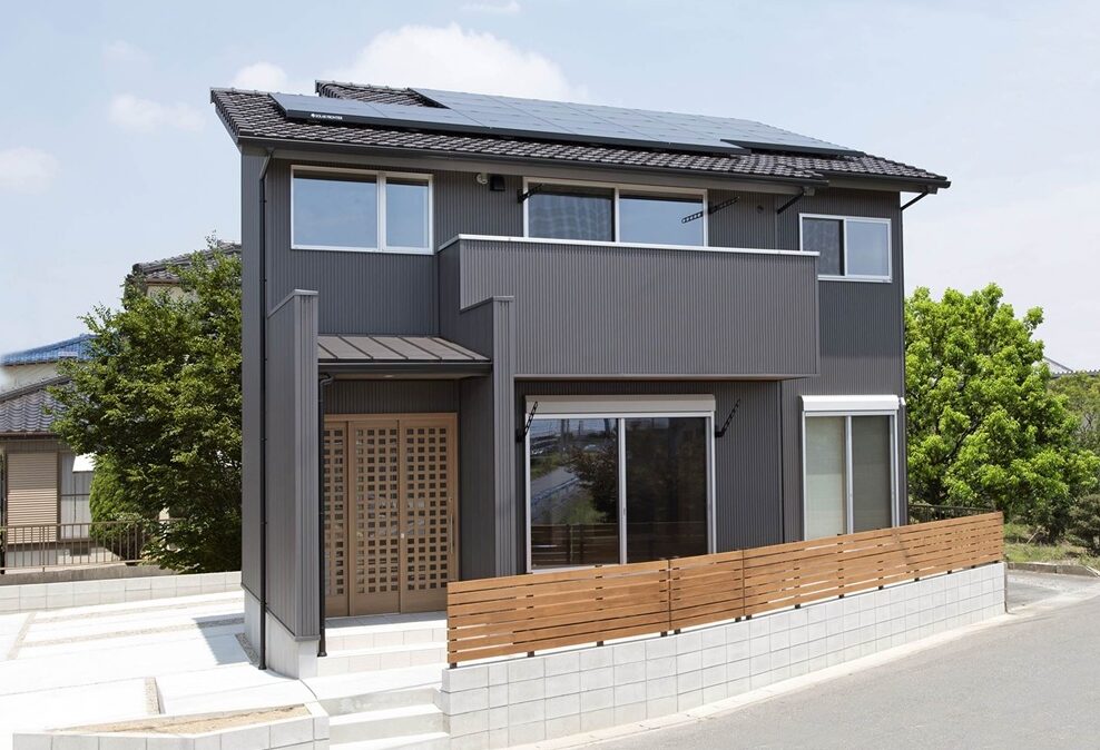 二世帯が心地よく暮らす、実家の建替え